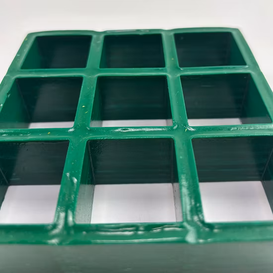 Grigliato pedonale in pannelli compositi, grigliato in vetroresina stampata antiscivolo in PRFV